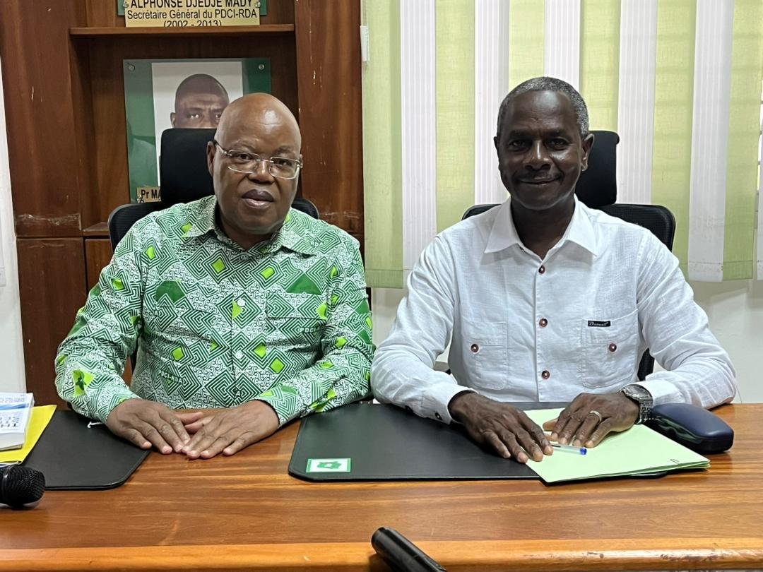 Point de presse /   Mr Calice Yapo Yapo (Secrétaire Exécutif en Chef du PDCI-RDA)