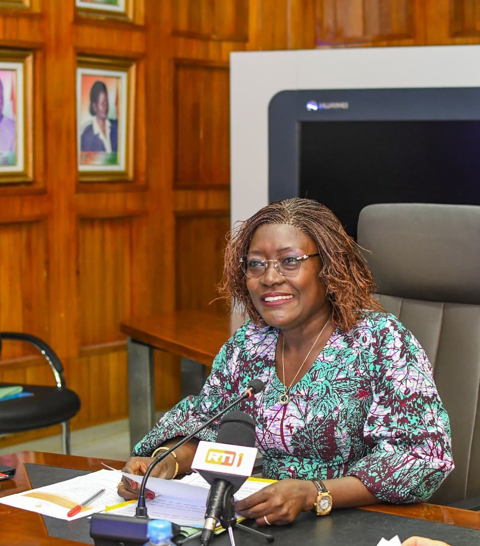 Prof.MariatouKONE :  le mardi 09 décembre , J’ai présidé le 1er comité de pilotage du programme Éducation du Plan Mattei, soutenu par un don de 10 milliards de FCFA de l’Italie.