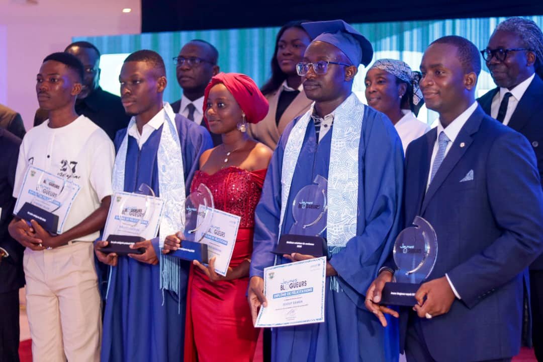 Cérémonie de Distinction des Jeunes Reporters UNICEF :   La relève médiatique  célébrée à Yamoussoukro