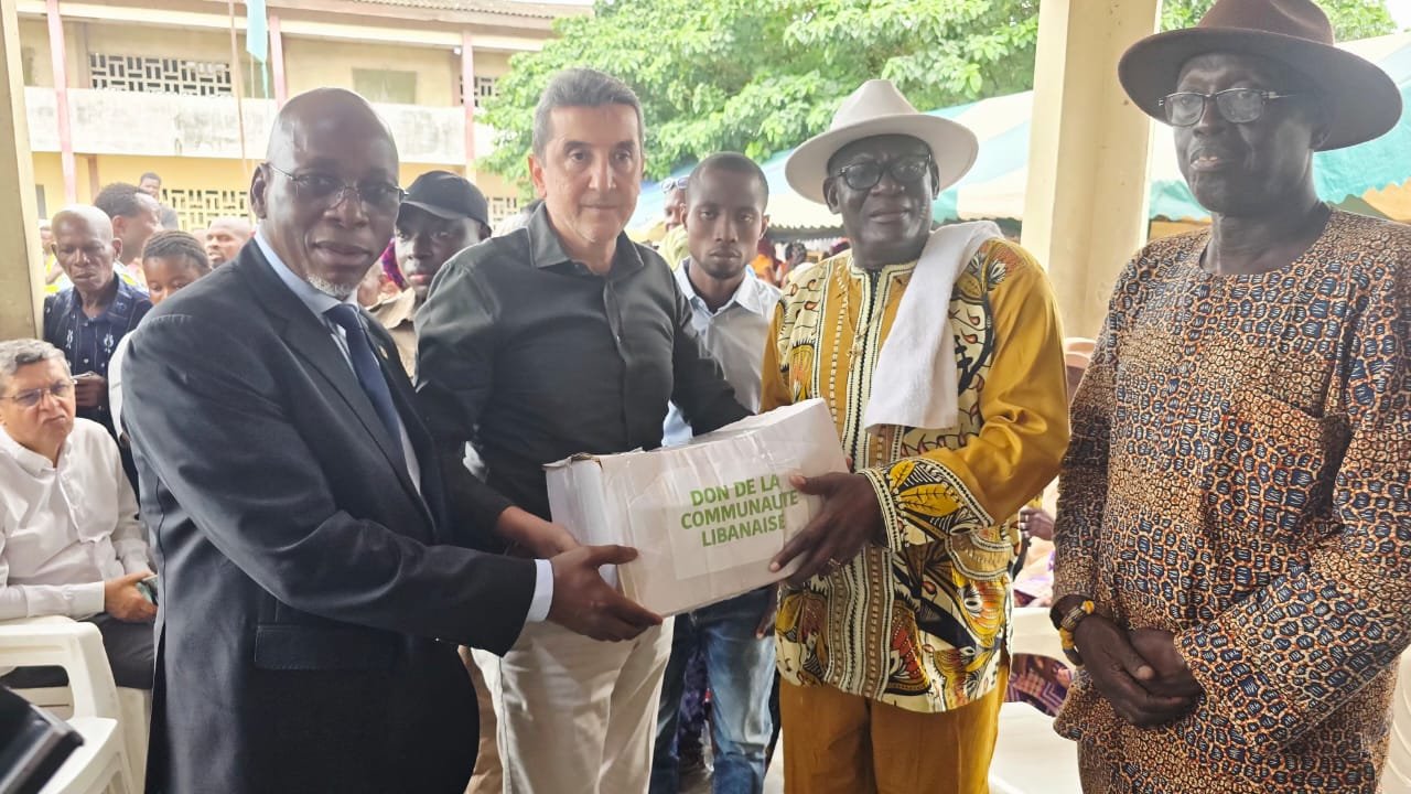 Koumassi / Quartier Grand Campement :   L’Honorable Sangaré Yacouba et l’Union Culturelle Libanaise Mondiale  au secours des familles déguerpies
