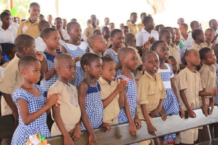 PISA 2025 : la France recule, la Côte d’Ivoire doit surtout regarder ses propres défis